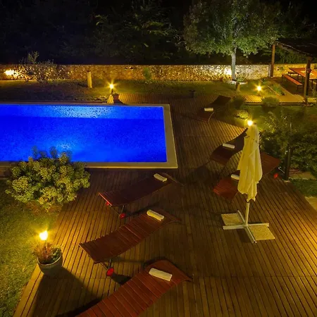 Nana - Modern With A Pool Surrounded By Nature, Istria-pula