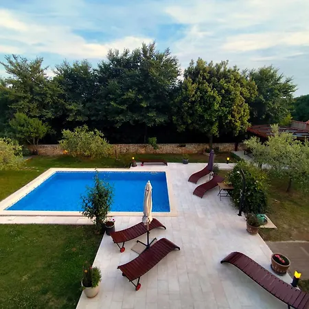 Villa Nana *