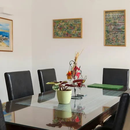 Villa Nana - Modern With A Pool Surrounded By Nature, Istria-pula *